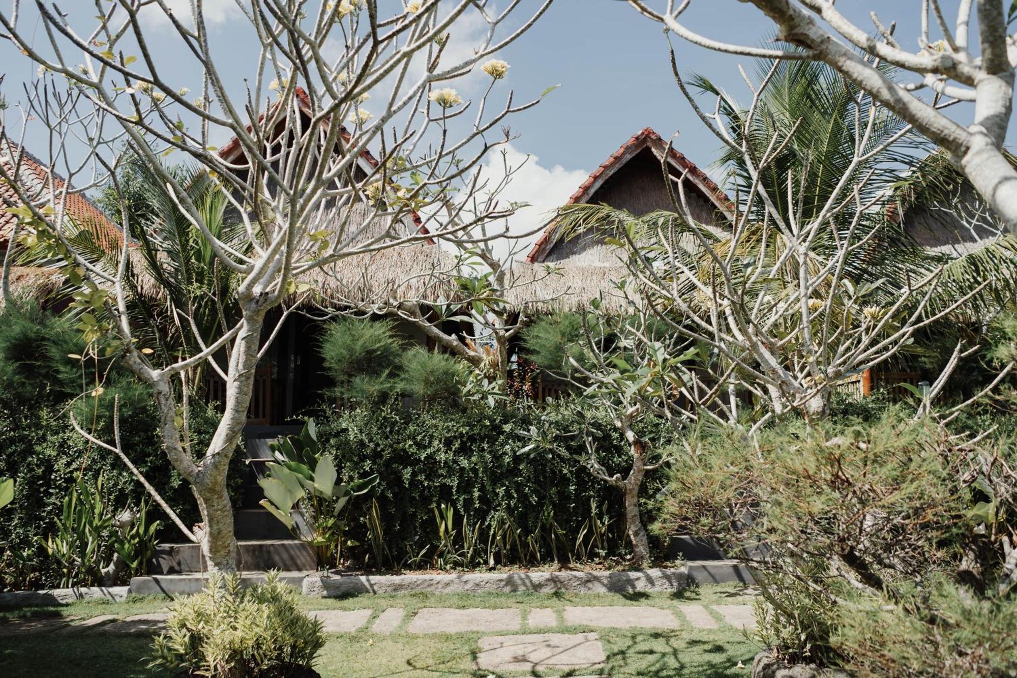 Temeling Jungle Inn Batumadeg Exterior foto